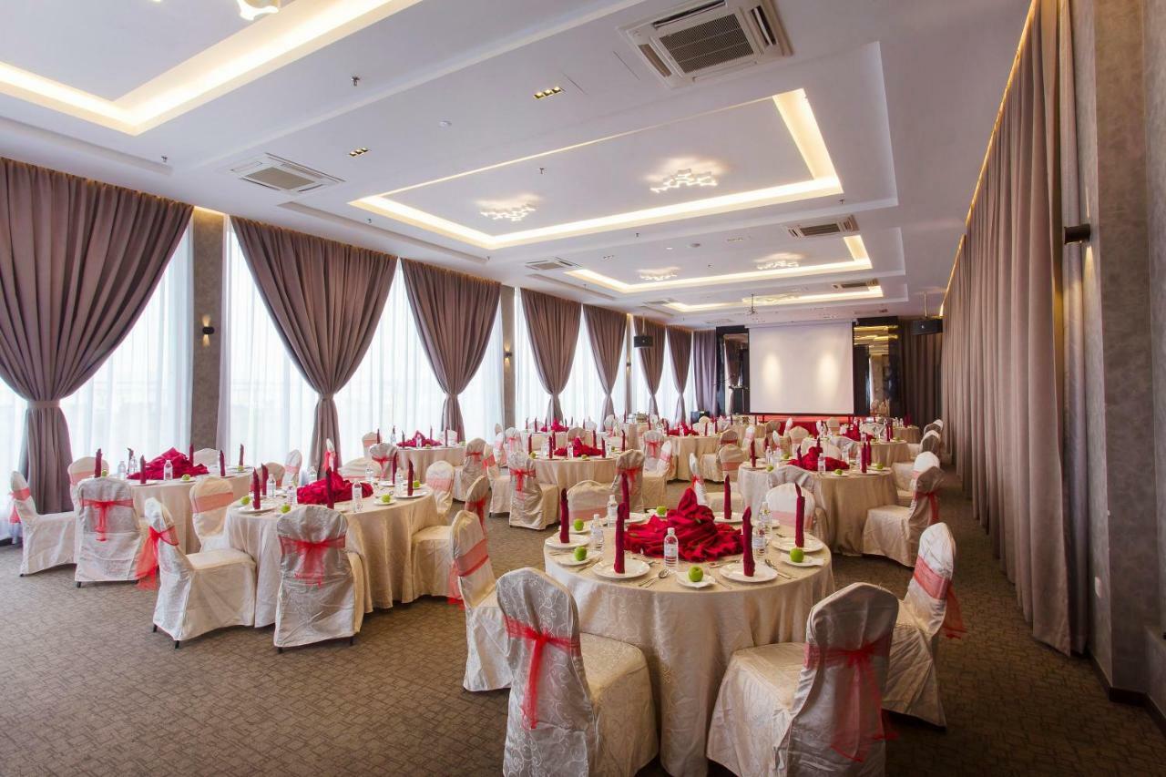 Amansari Hotel Nusajaya Nusajaya  Buitenkant foto